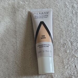 Almay Hydrating Tint Foundation - 130 Sand